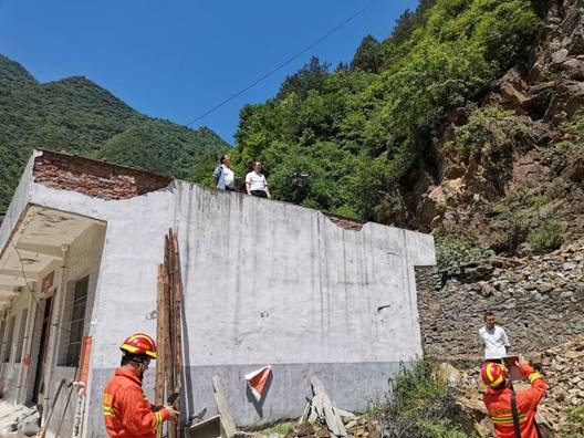 981361f01dbfa44c7ff4fe4eb76c3bac.jpg image010.jpg