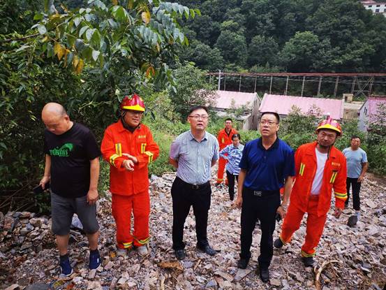 11f9f925b5054c8bafa93f784cd3b444.jpg image002.jpg