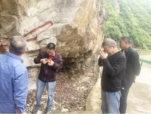 801747a333dc135f22787b6b7e6fbd1f.png 綜合地質(zhì)大隊(duì)新聞稿件審批表2023--150458.png